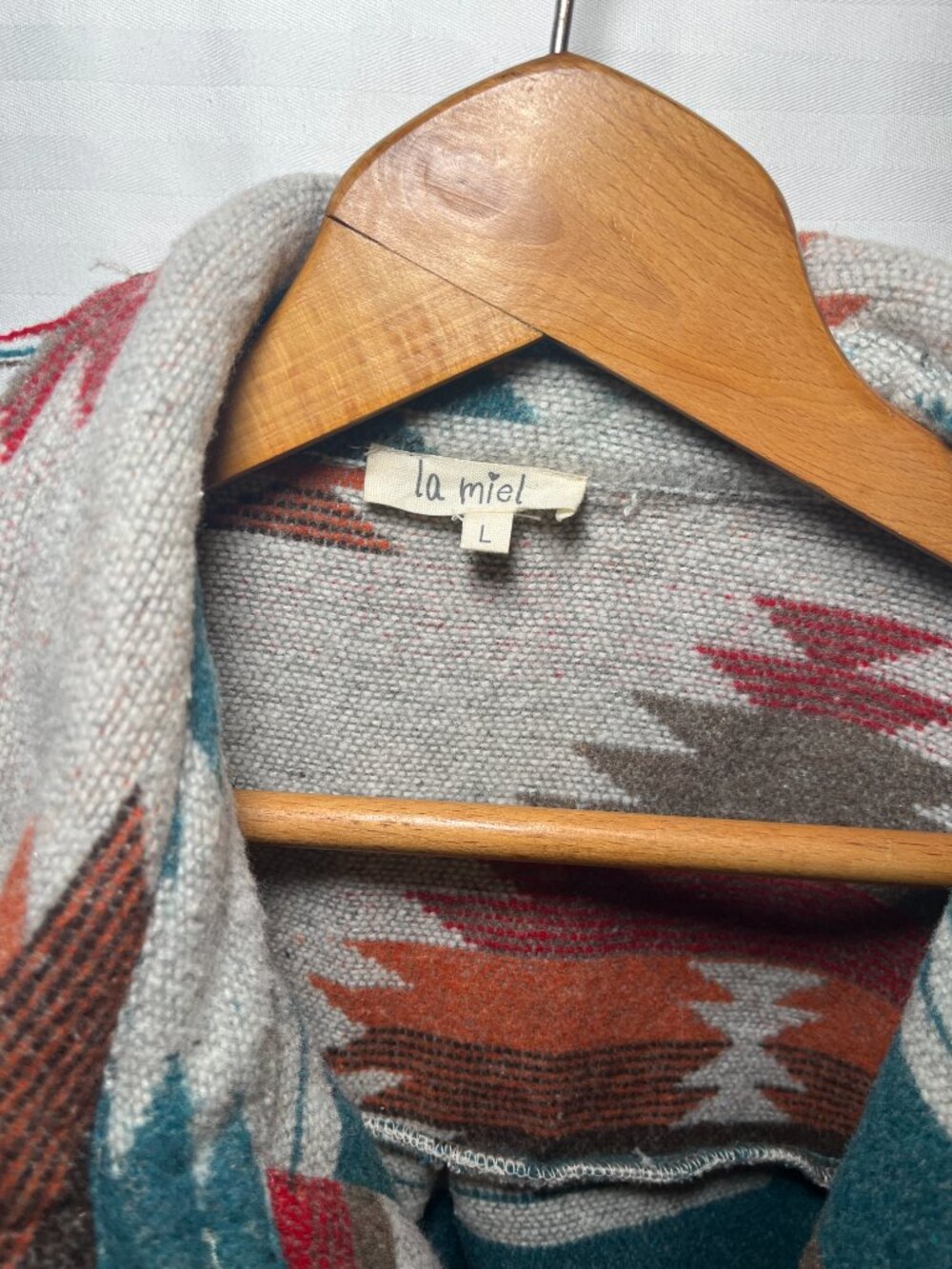 La Miel Southwestern Aztec Shacket Size L - Picture 2 of 3